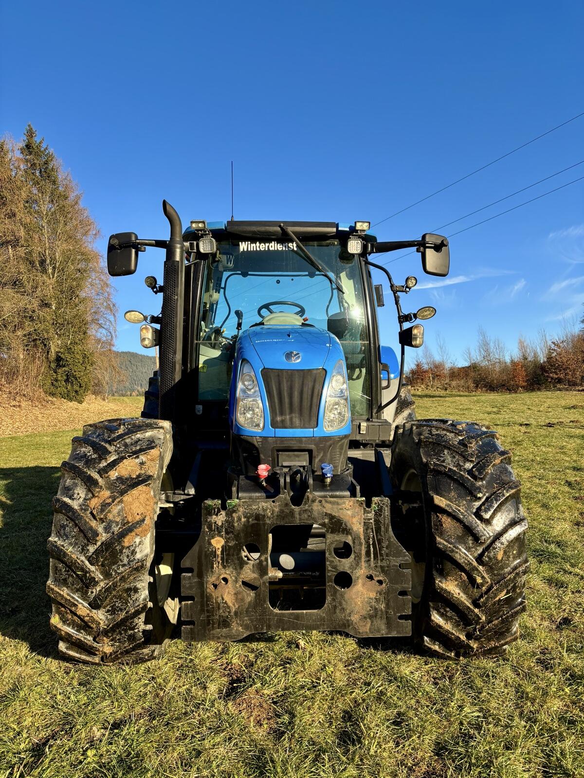 New Holland T6010 Delta 3