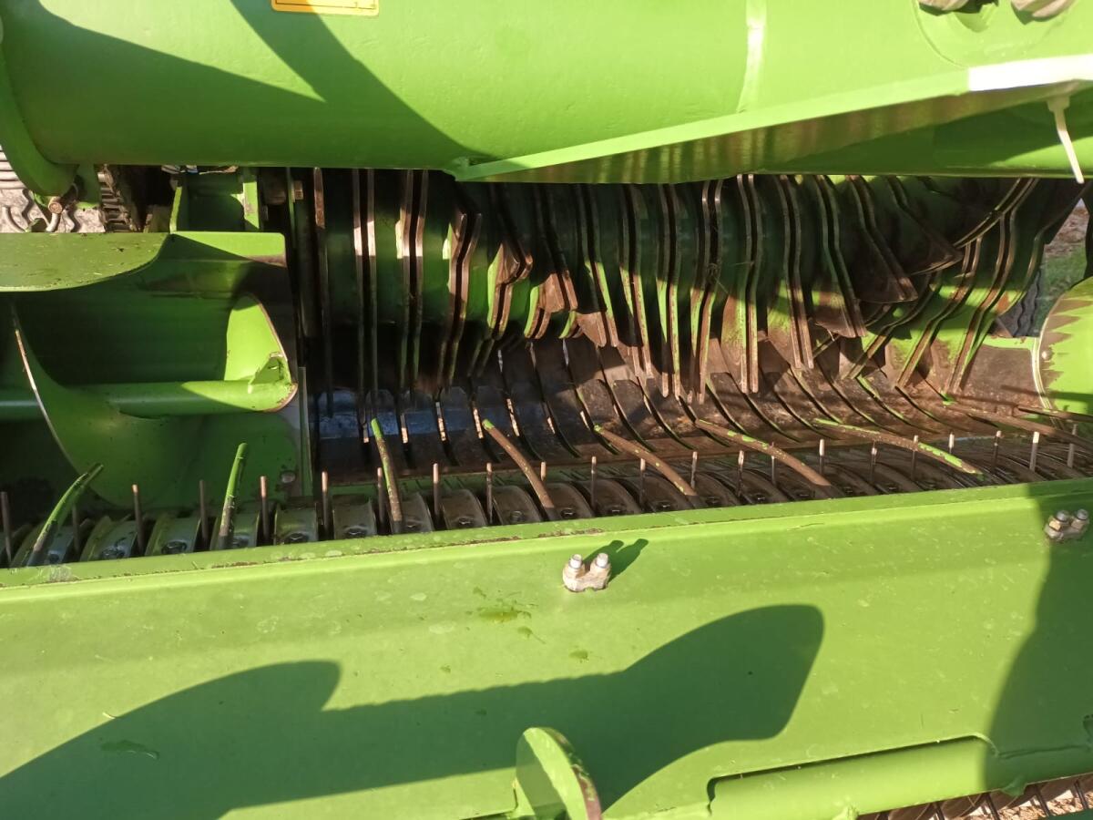 Krone Comprima F125XC Ballenpresse 3