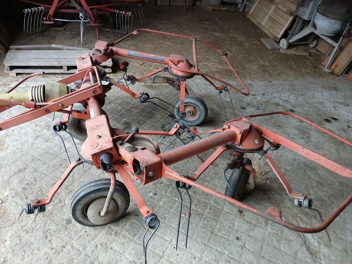 Deutz-Fahr KH400, Pöttinger CAT 185, Zetter, Mähwerk 1