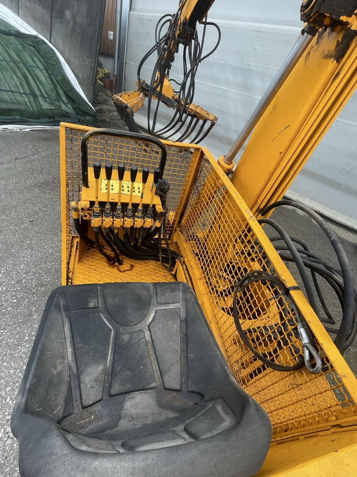 Verkaufe Riener Heukran-Heubagger 3