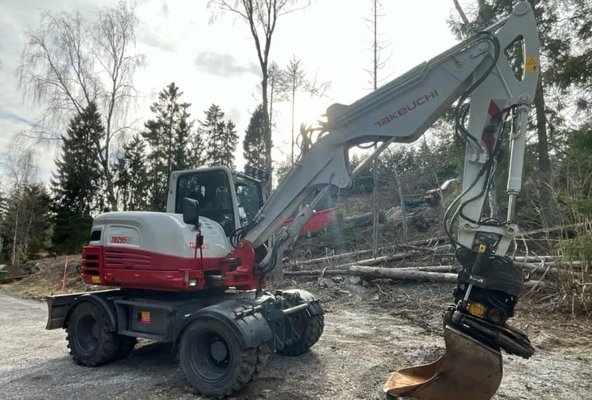 Takeuchi TB295W 2