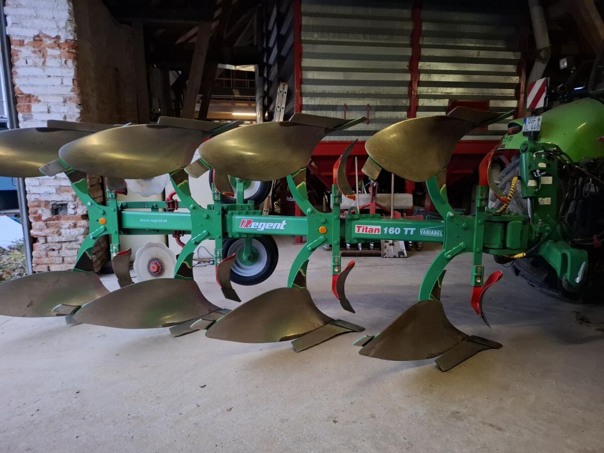 Regent Titan 160 Pflug 4 Scharer Vario 3
