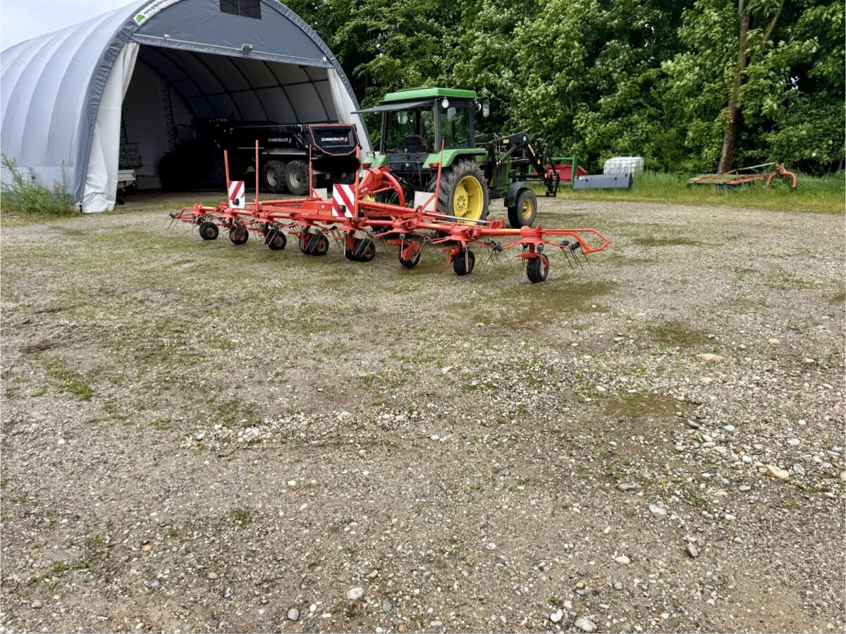 Kuhn Heuwender Kreiselheuer Krone Claas Pöttinger Zetter 3
