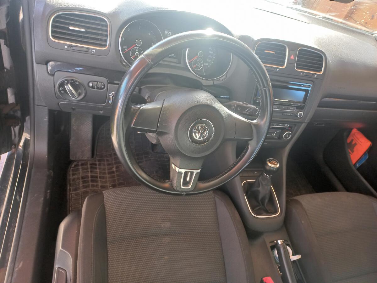 VW Golf Variant Comfortline 4MOTION TDI 2