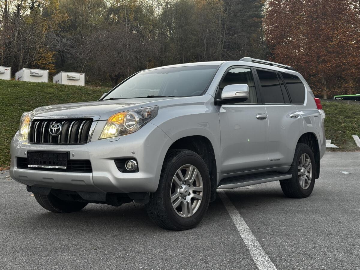 Toyota Land Cruiser Landcruiser 300 3,0 D-4D 190 DPF 1