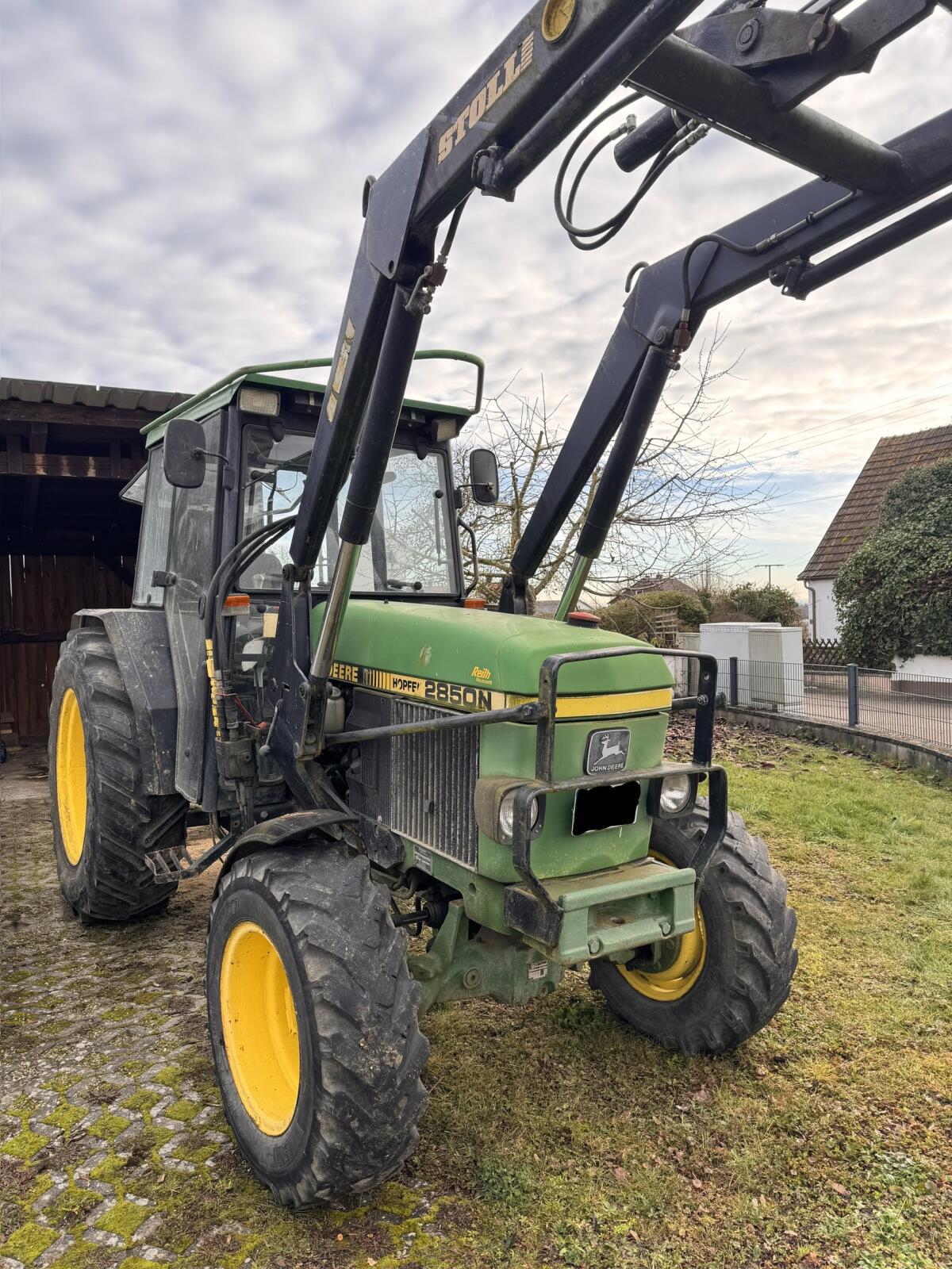 John Deere 2850N 2