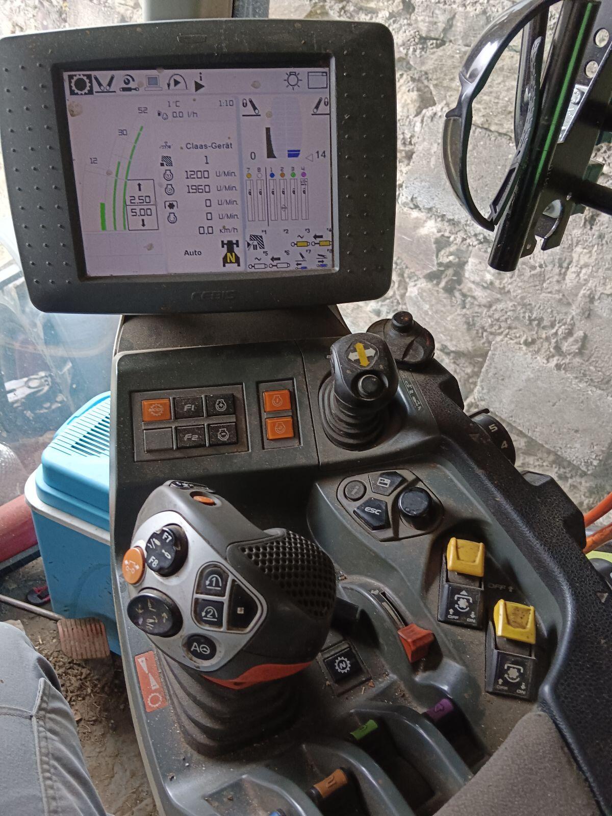 Claas Arion 540 Cmatic 3