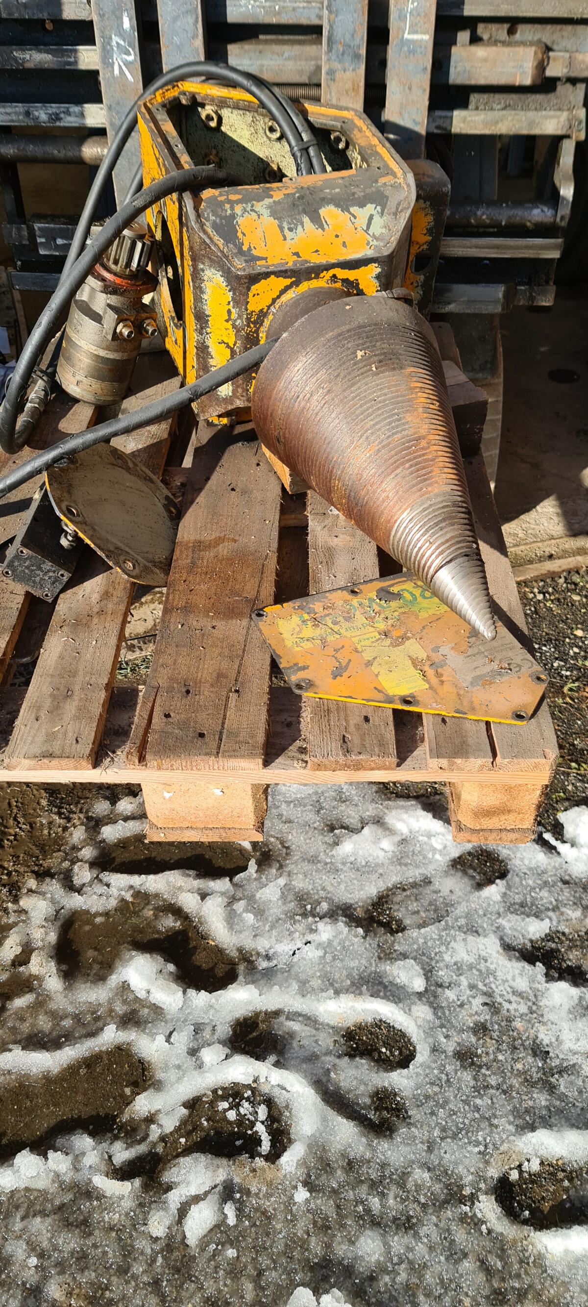 Lasko Kegelholzspalter M2-4K defekt 3