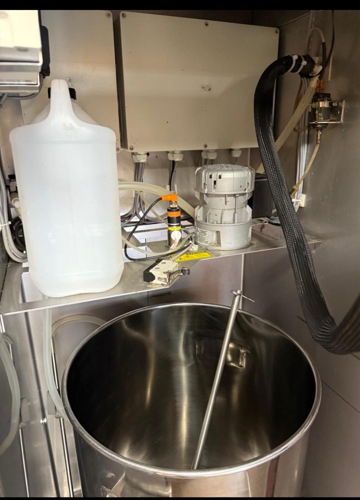 Milchverkaufsautomat 3