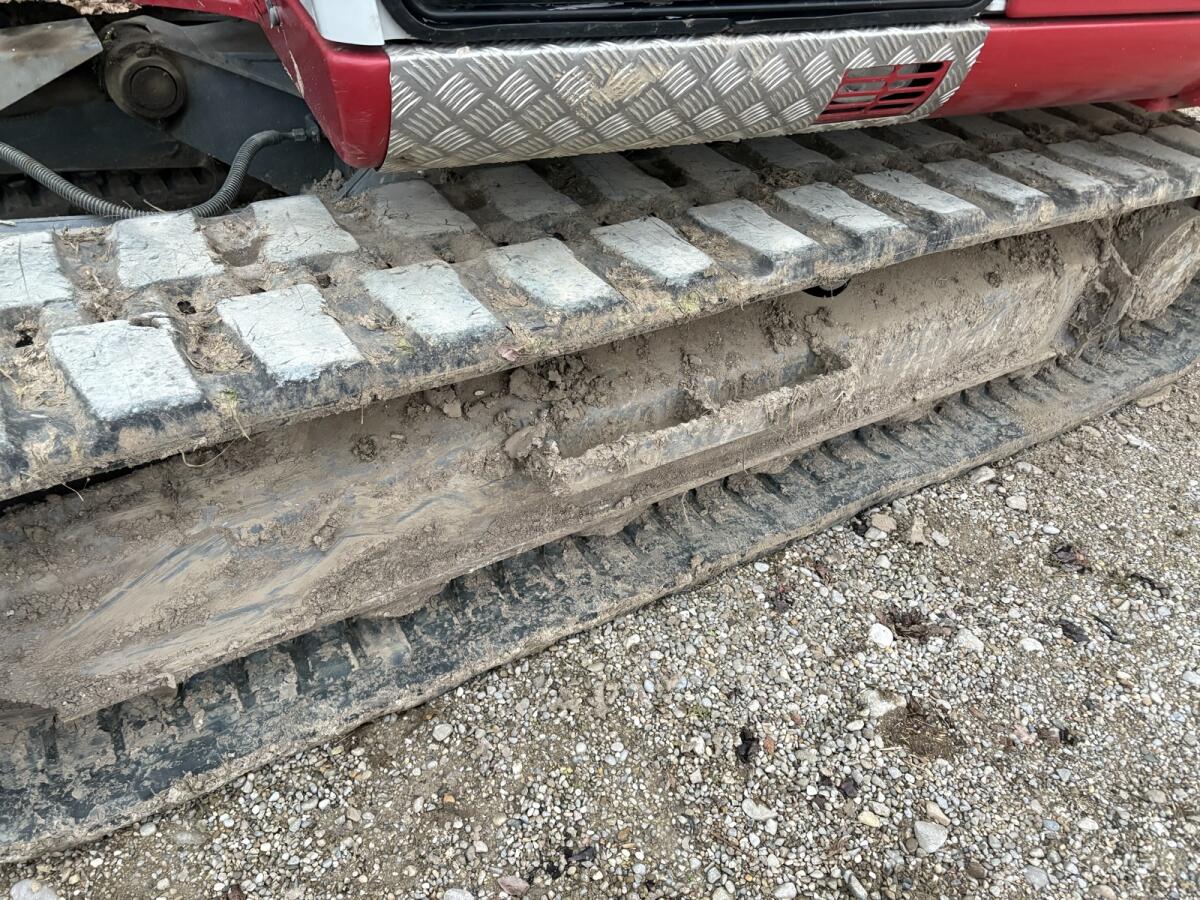 2 Stk. Gummiketten von Takeuchi TB 290 Bagger gebraucht. 3