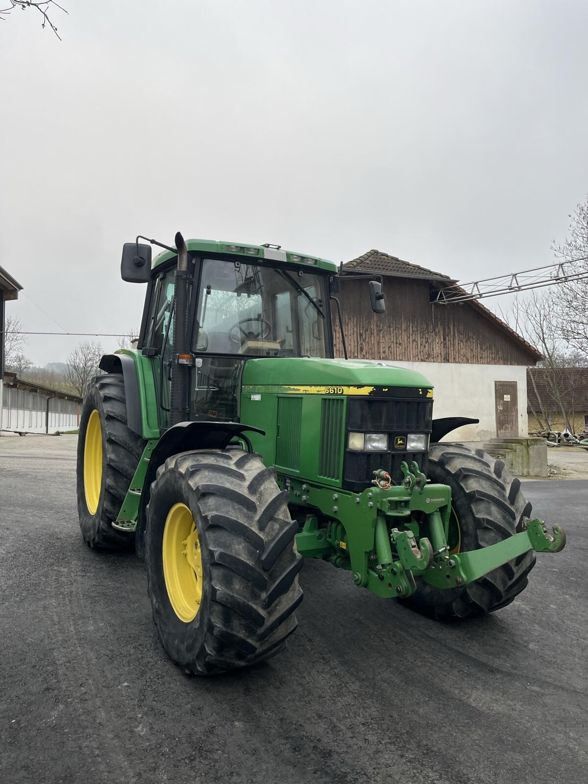 John Deere 6610 2