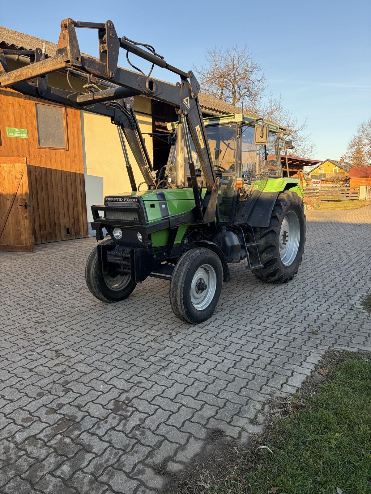 Traktor Deutz Fahr DX 3.70 1