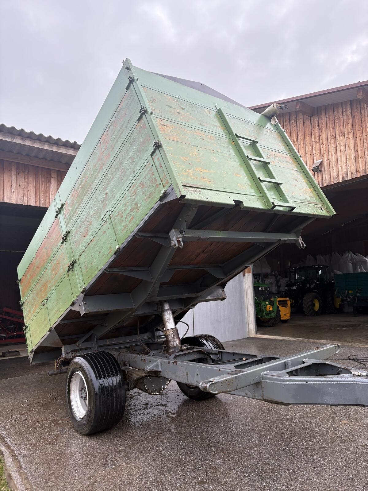 Anhänger mit Plane 2