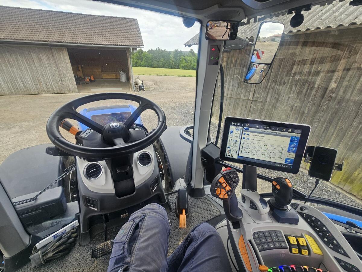 New Holland T7.245 2