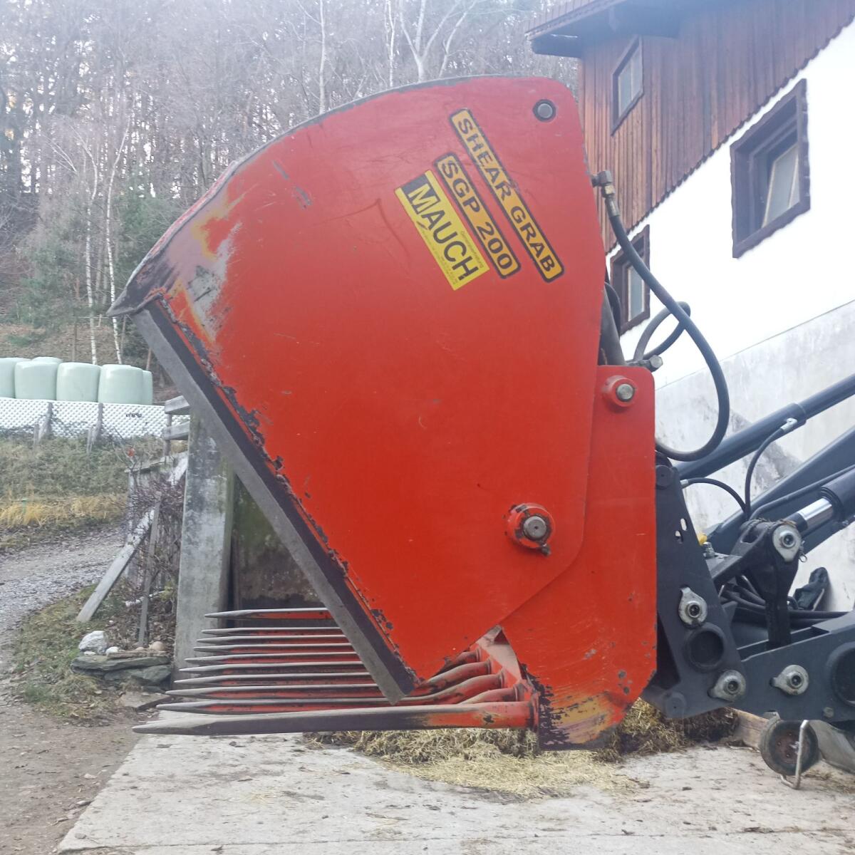 Verkaufe Siloschneidzange Parmiter SGP 200 2