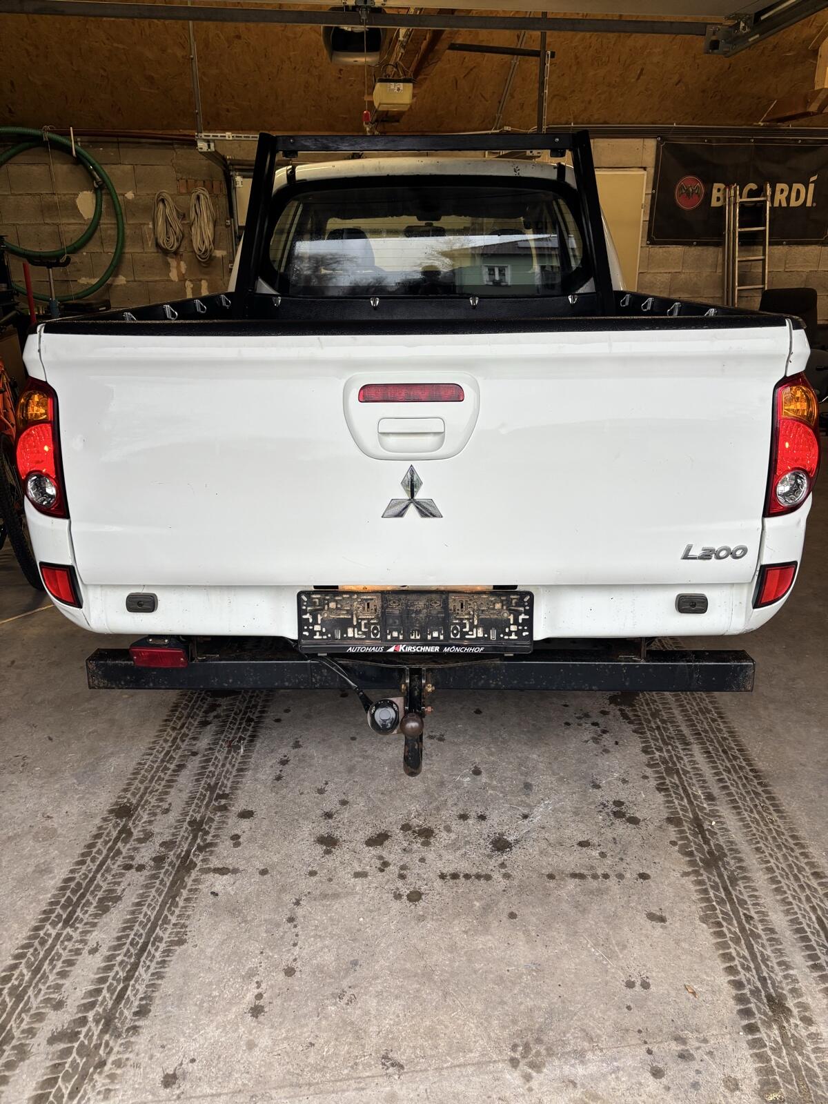 Mitsubishi L200 2