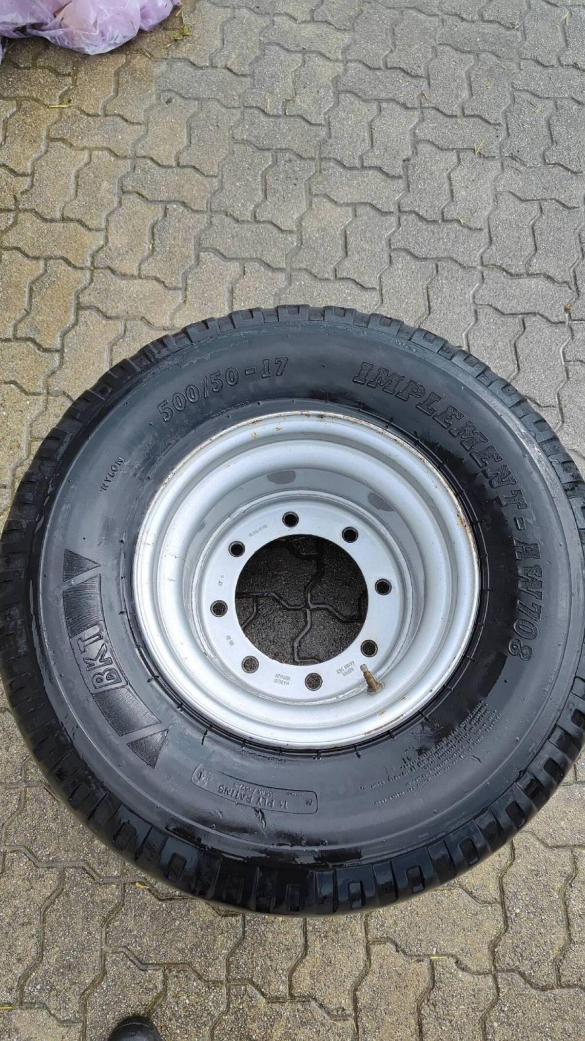 Felge Komplettrad 16.00 x 17 H2 1