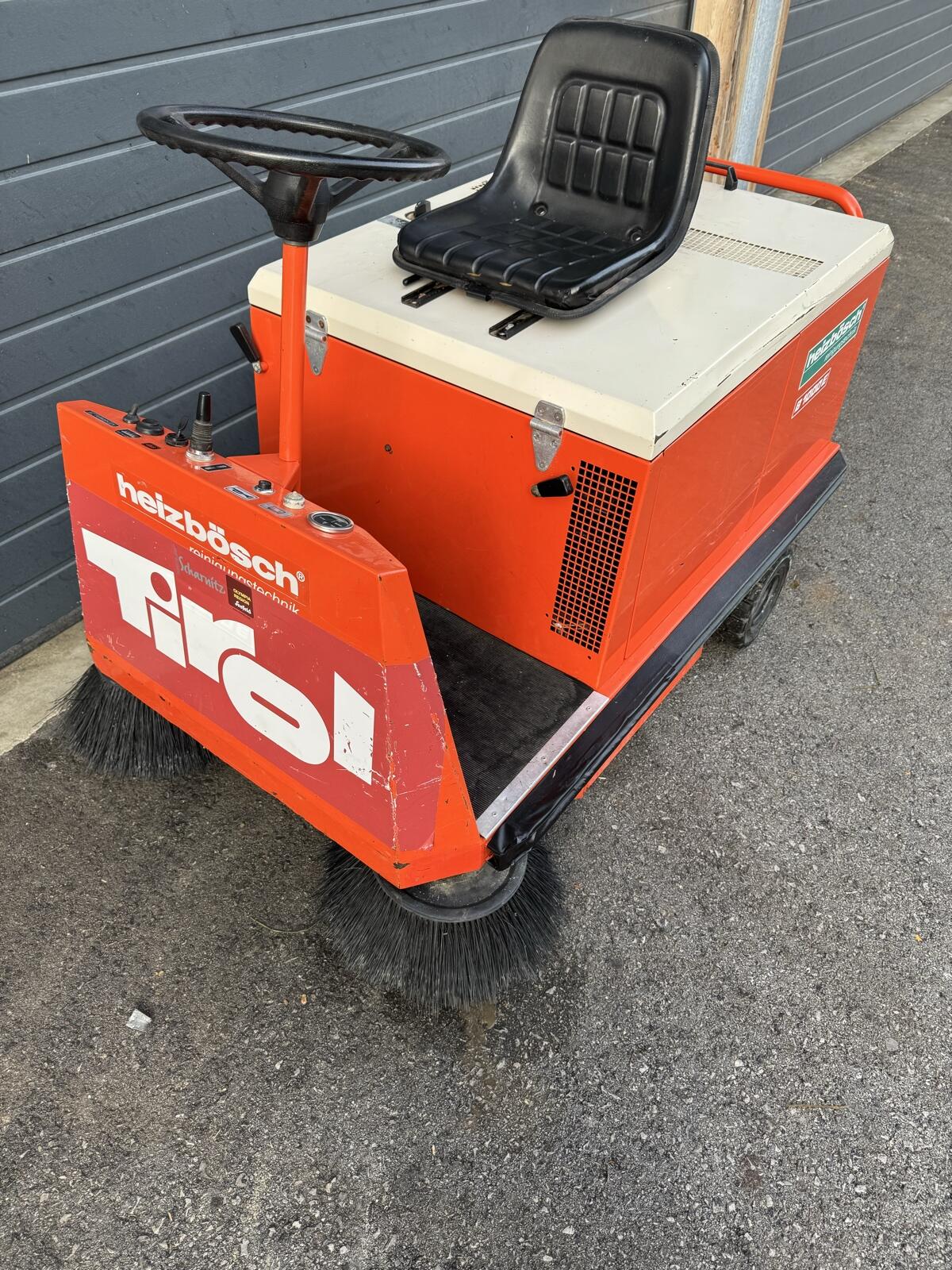 Gutbrod Elektro Kehrmaschine 2