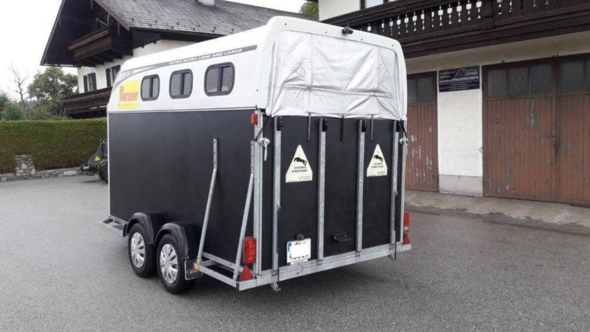Pferdeanhänger 2