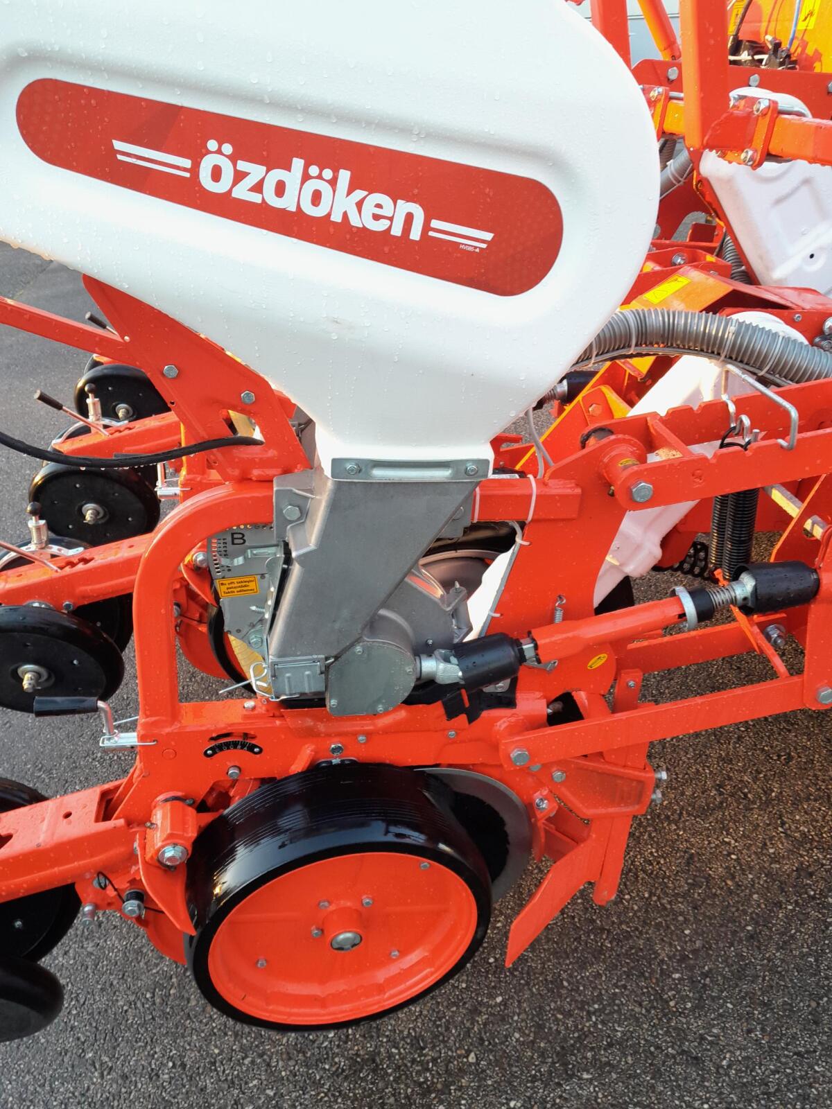 Özdöken VPHE Einzelkornsämaschine 1