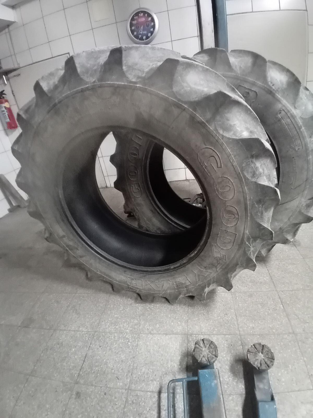 16,9 R 34 Traktorreifen 2