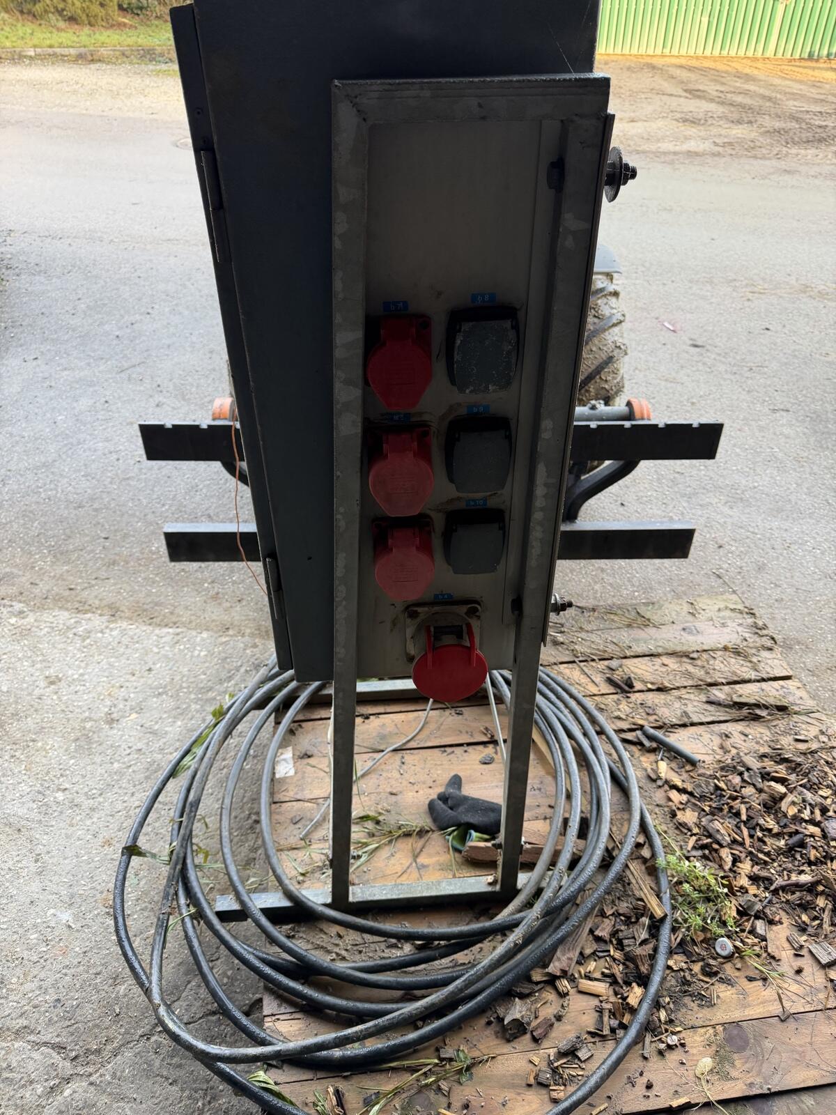 Verkaufe Baustellenverteiler 3