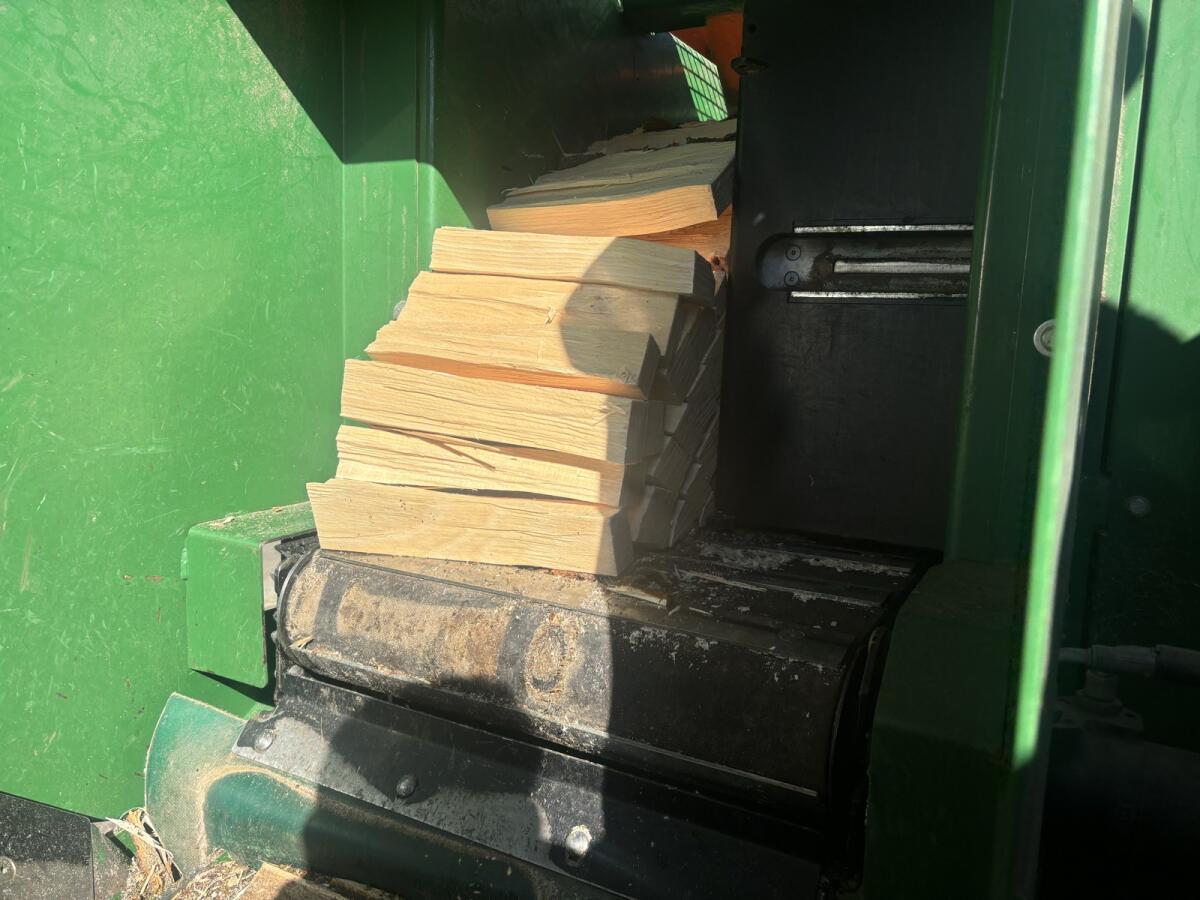 Mobile Brennholzaufbereitung 2