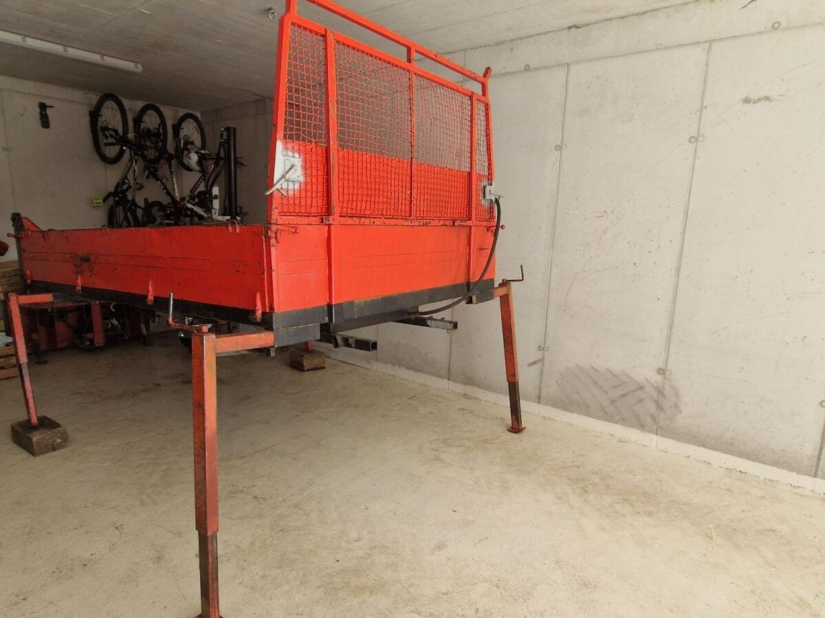 3-Seitenkipper Lindner Unitrac 1