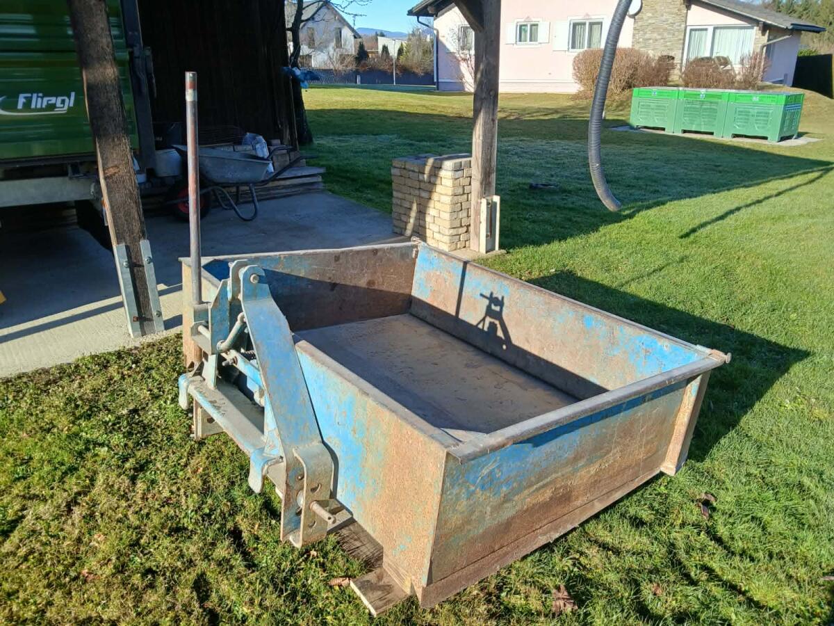 Mechanische Kippmulde 2