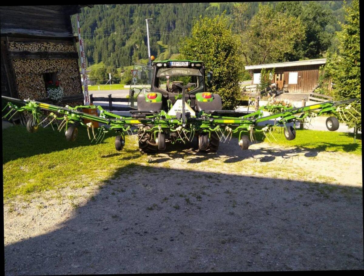 Krone Vendro Highland 820 3