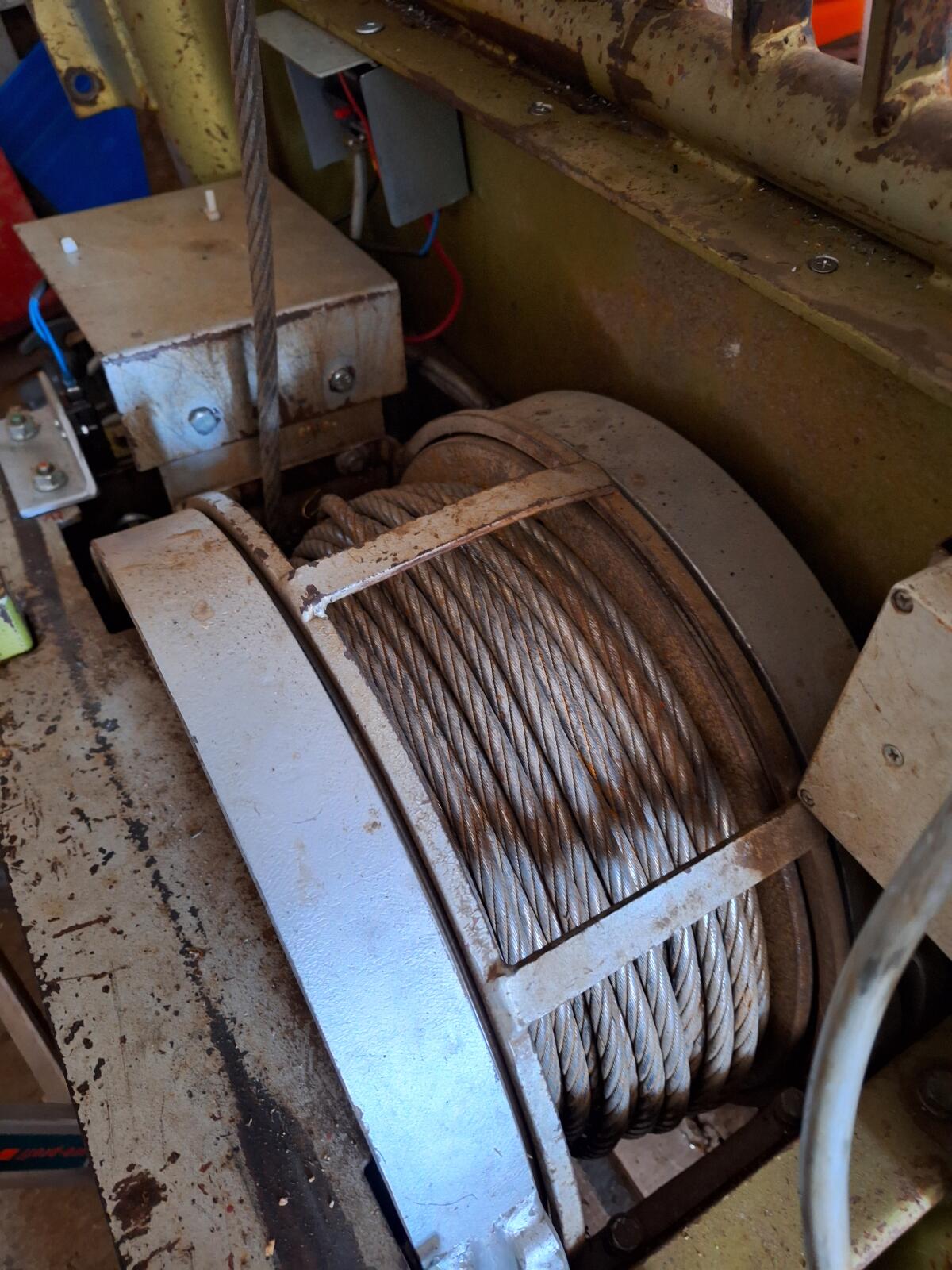 Funkseilwinde Holzknecht 1