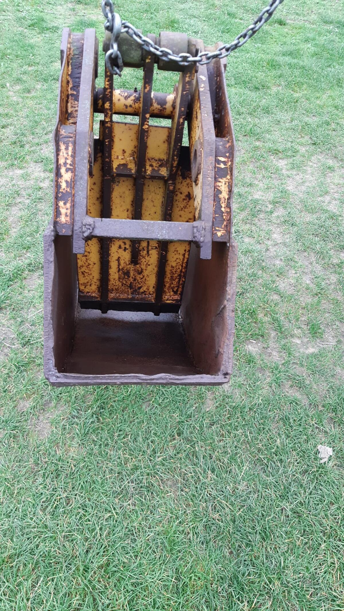 Selbstreinigende Baggerschaufel, Drainagenlöffel 40 cm 3