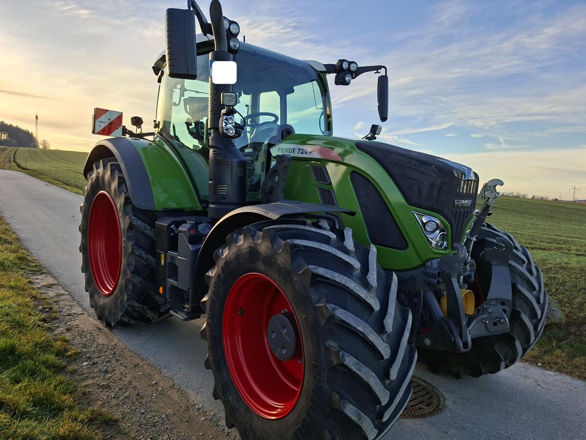Fendt 720 ProfiPlus S4 Frontlader Cargo 5X/90 2