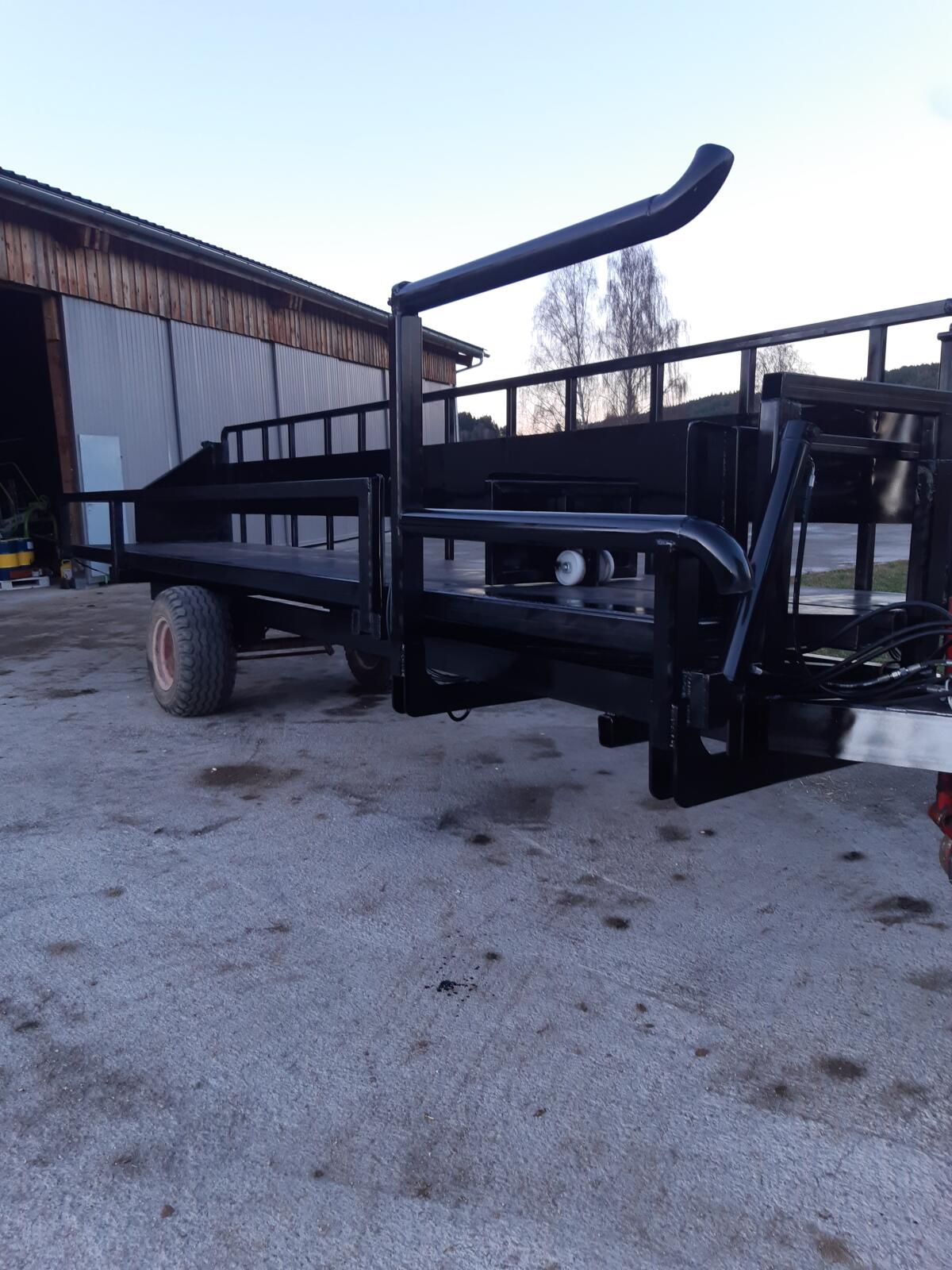 Ballenanhänger Selbstlader 2