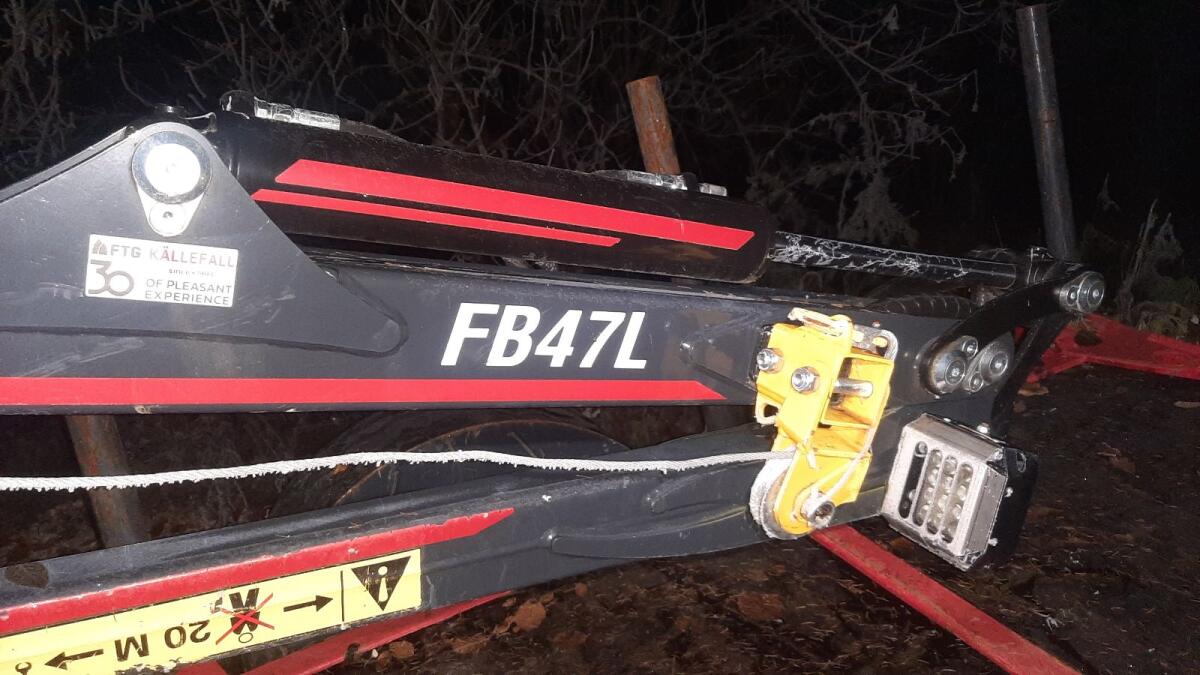 Rückewagen FTG Källefall FB30D mit Kran FB47L, Funkwinde 3