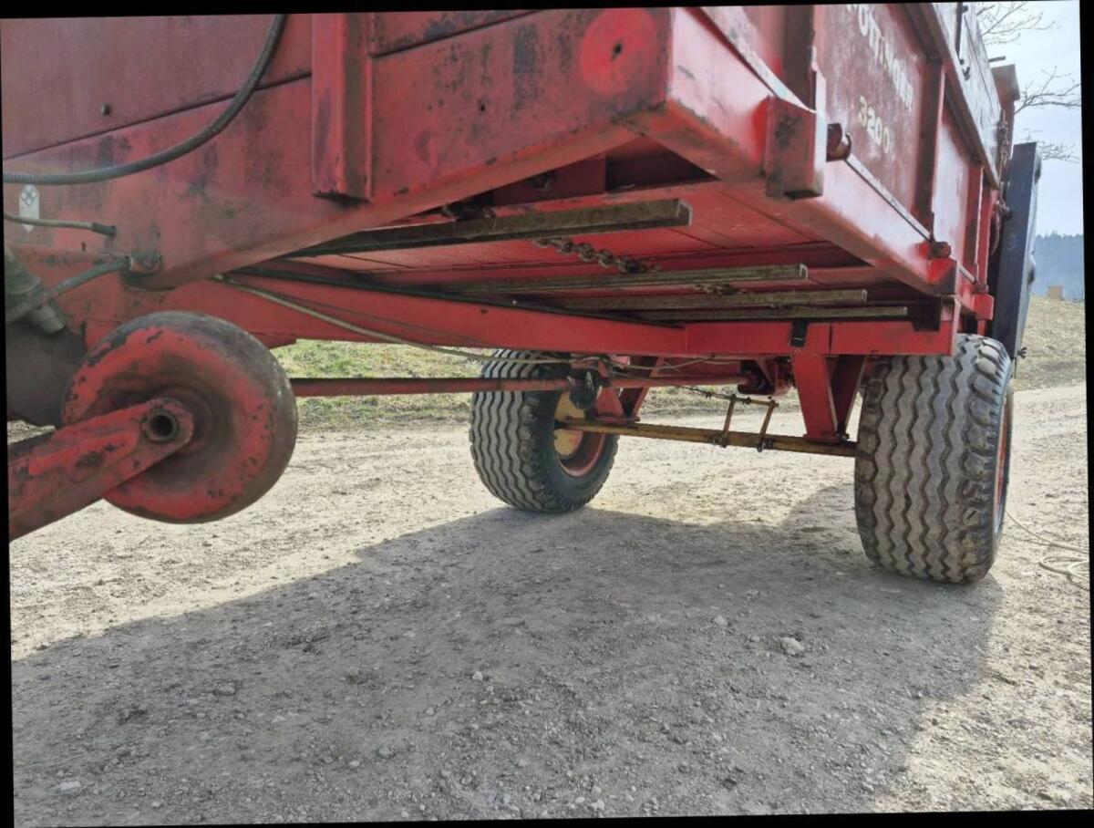 Miststreuer Pöttinger 3200 3