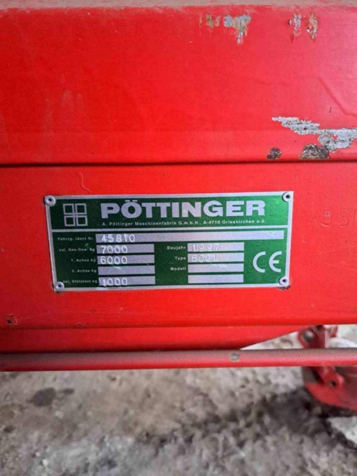 Pöttinger Miststreuer 2