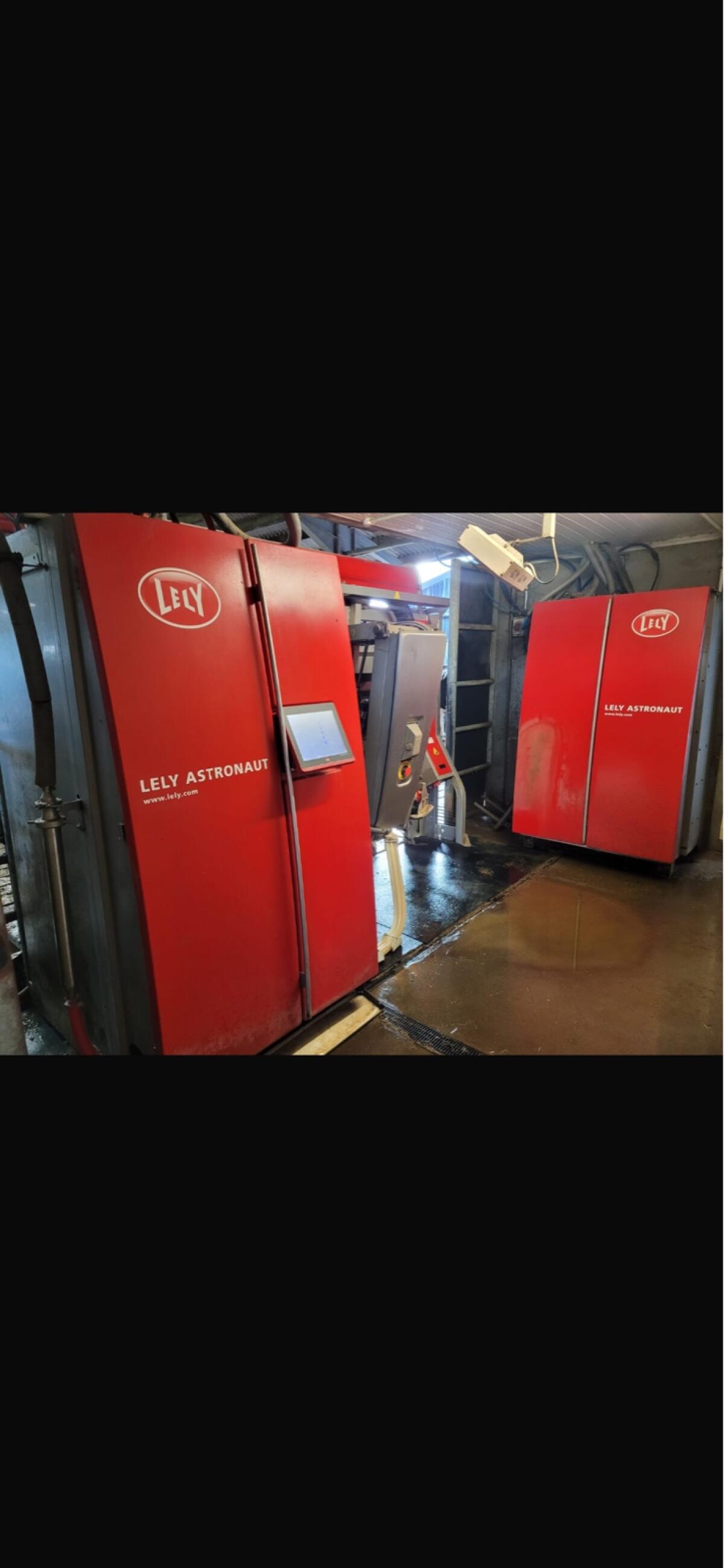 Melkroboter Lely A4 li. und re. 2