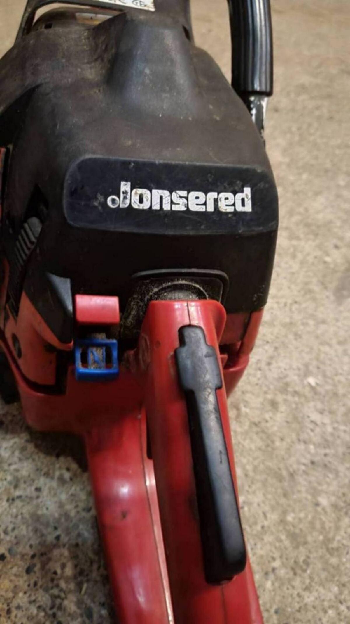Jonsered CS 2147 2