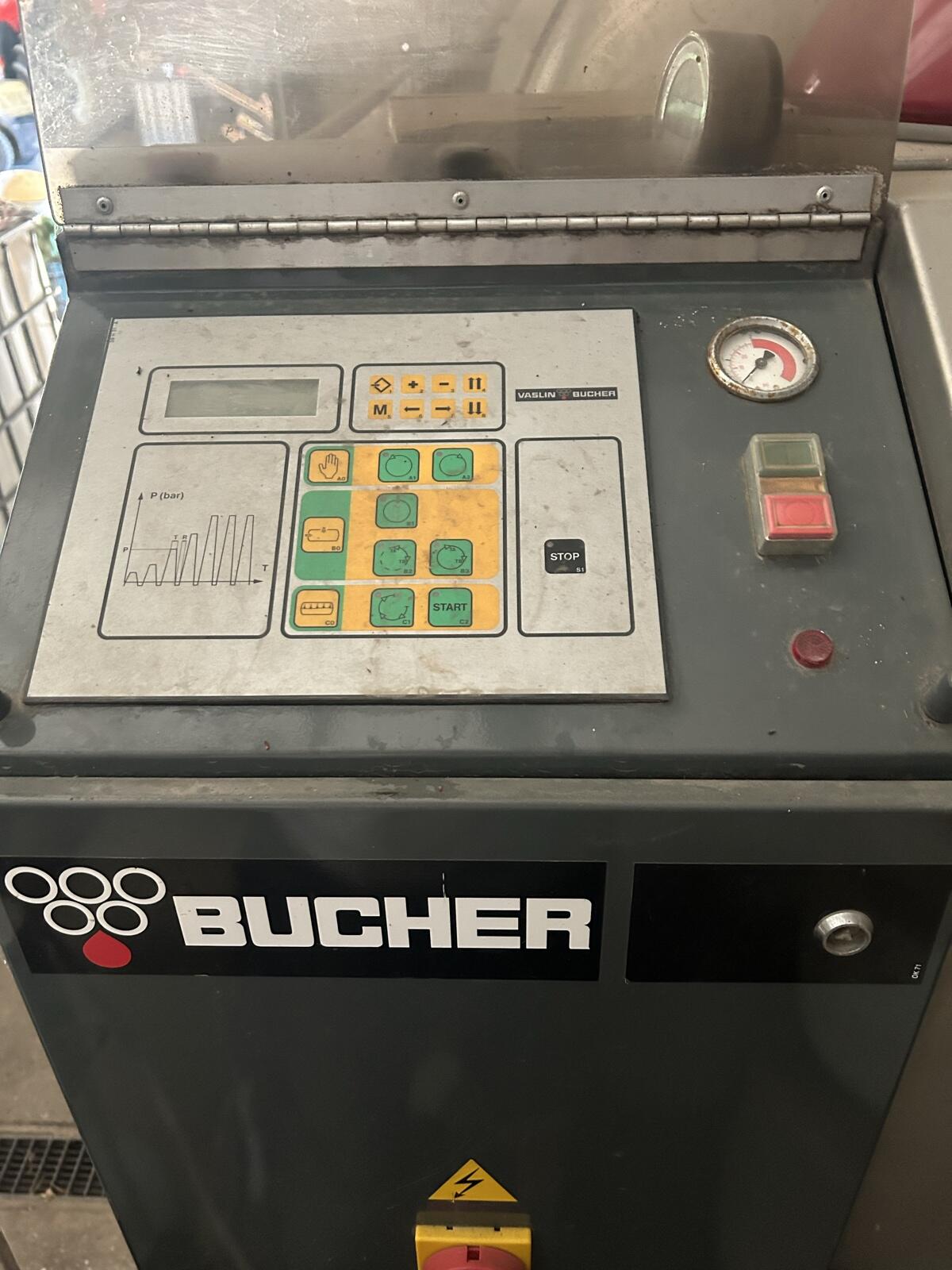 Bucher Weinpresse 2