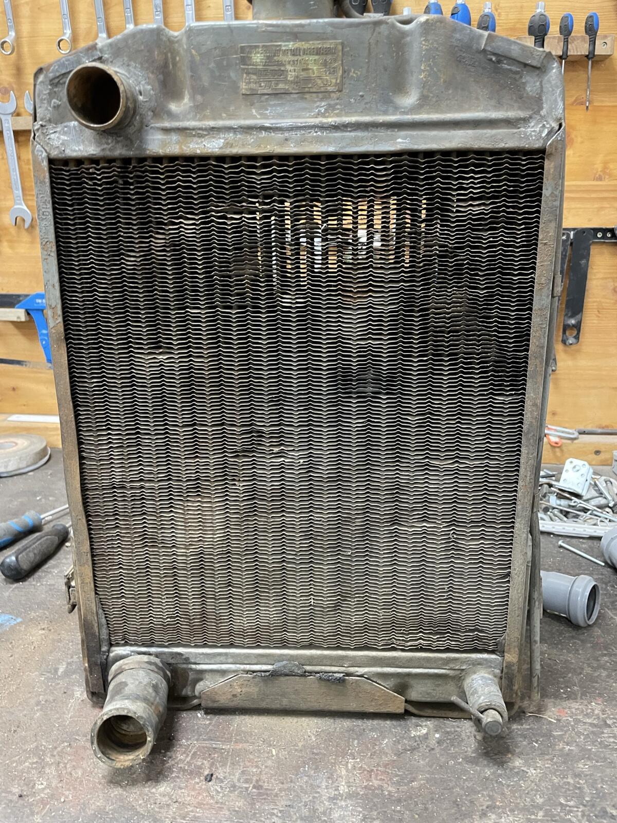 Kühler für Steyr T80/T84 3