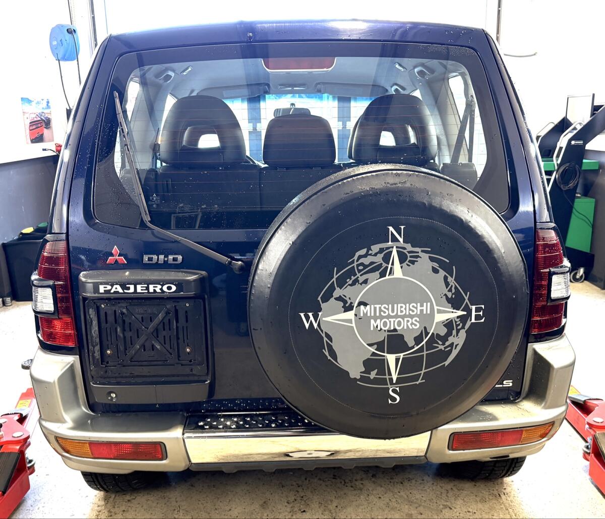 Mitsubishi Pajero 3-türig / Automatik 3