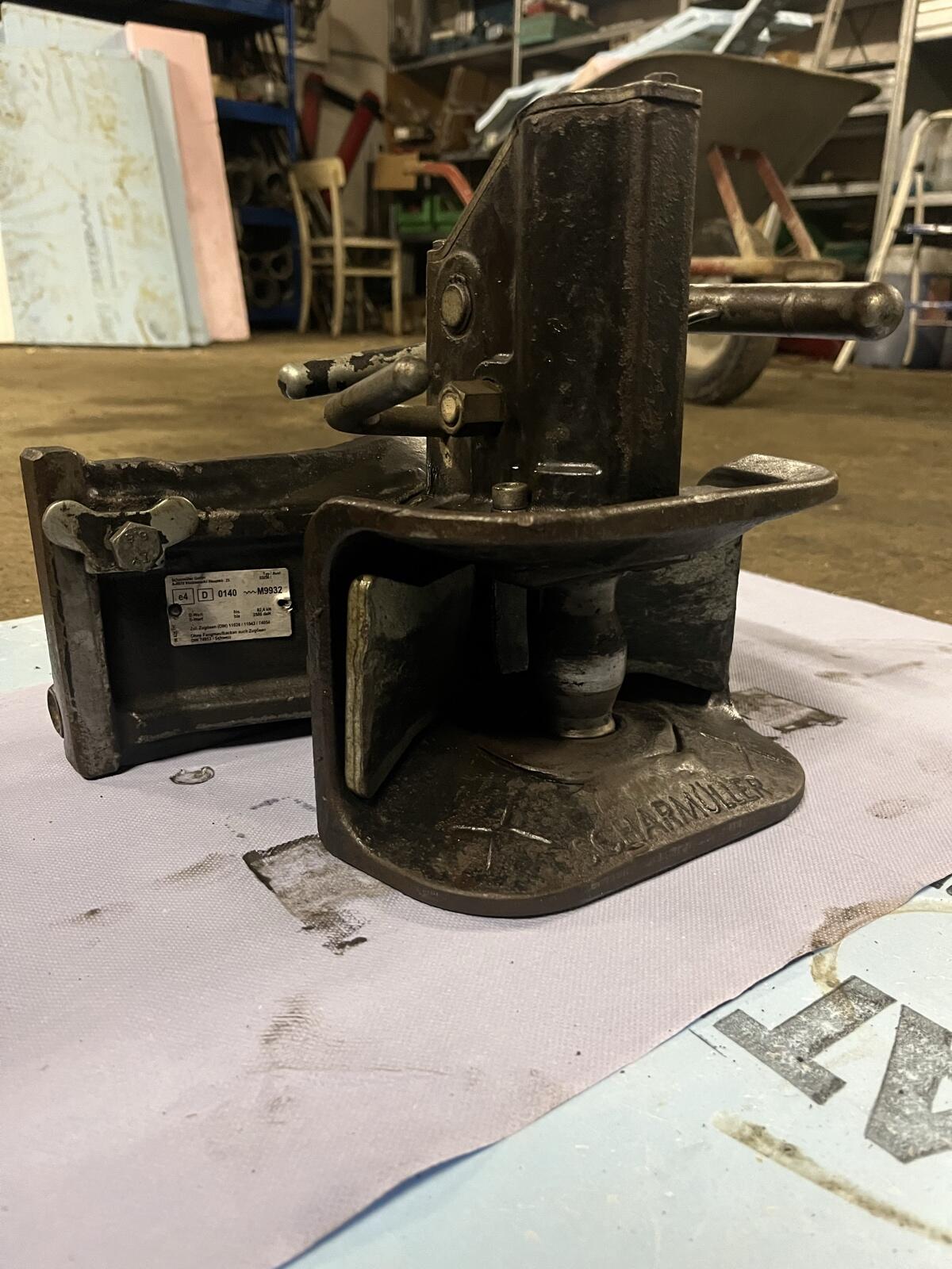 Anhängvorrichtung Scharmüller 3