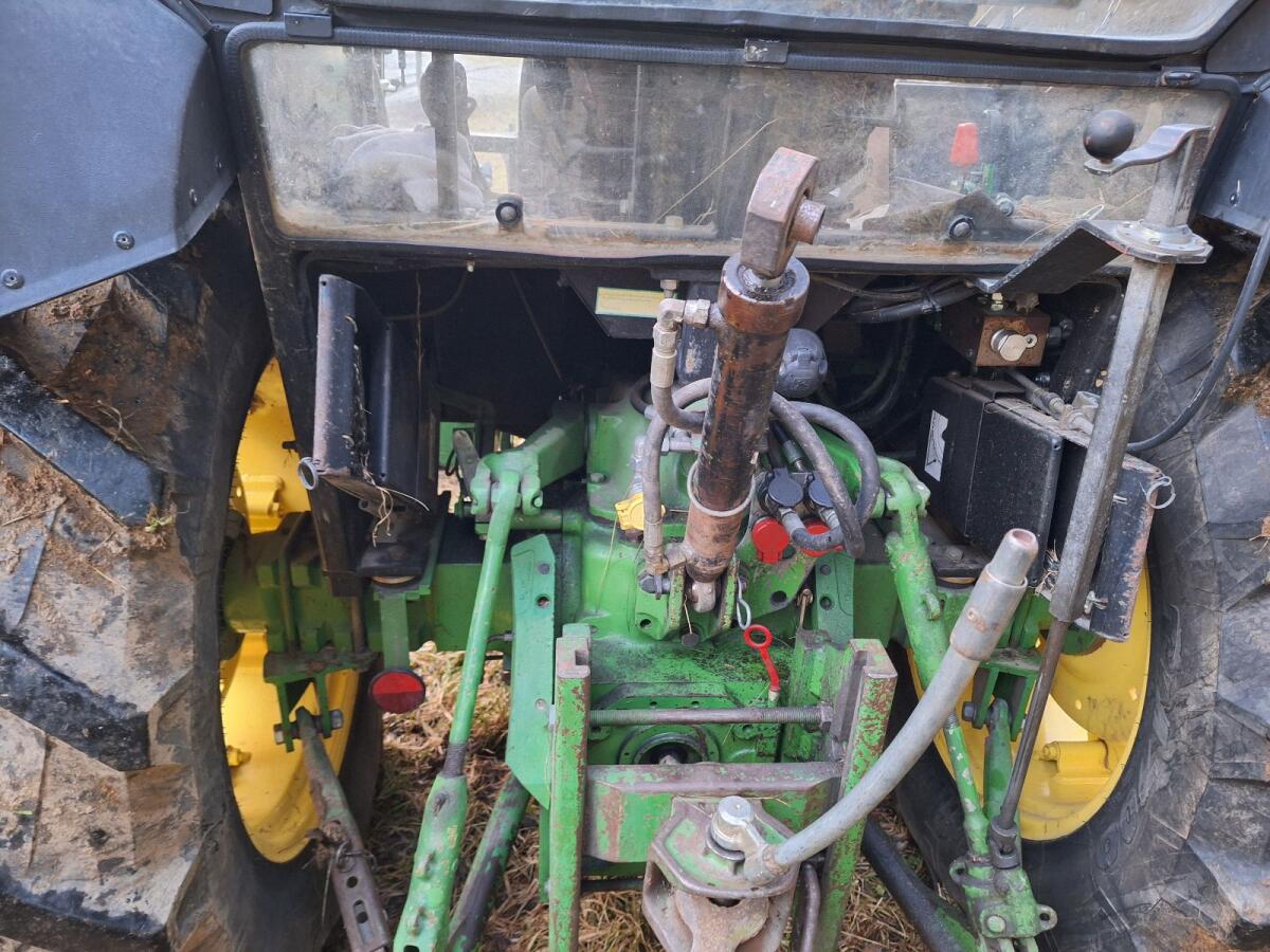 Traktor John Deere 1950 3