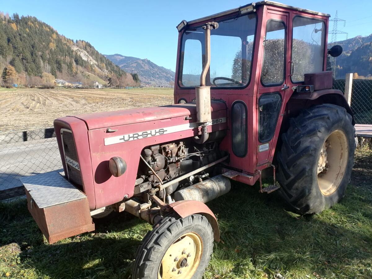 Ursus C-355 Traktor 3