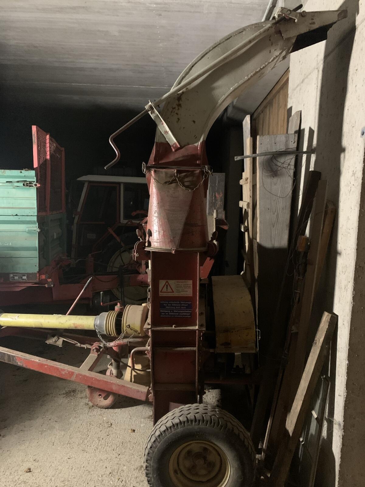 Hackmaschine für Reisig 3