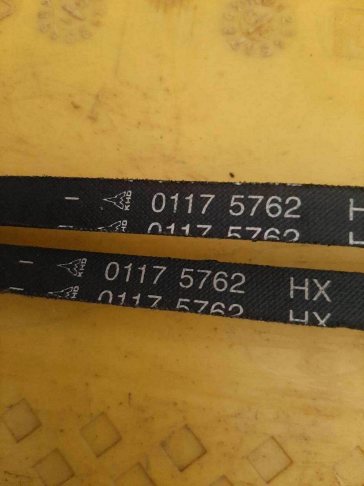 2 Keilriemen Original Deutz 0117 5762 2