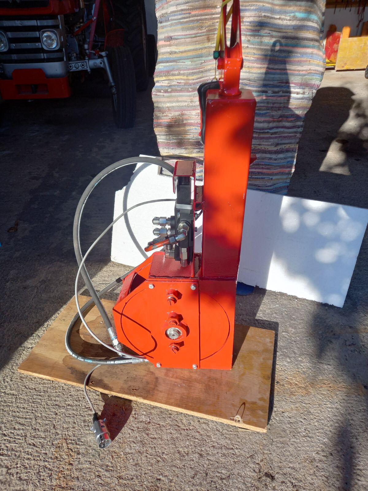 Hydr. Seilwinde mit Funk 2