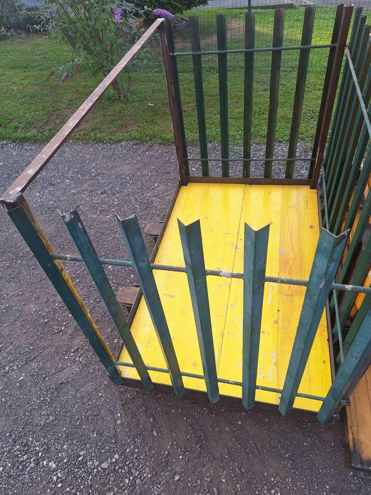 Arbeitskorb für Stapler oder Frontladergabel 3