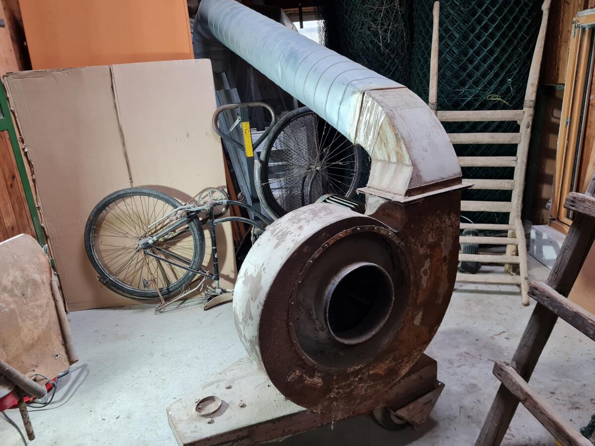 Gebläse 3 kW und dickwandige Gebläsrohre 2